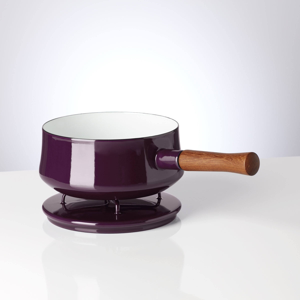 Plum 2-Quart Saucepan O139