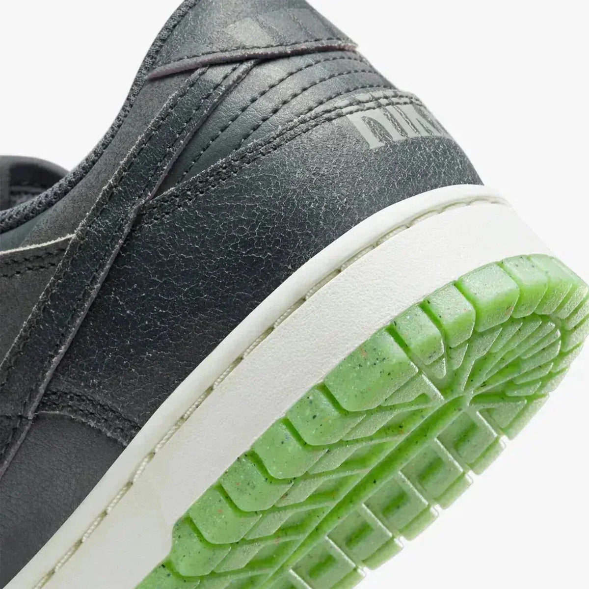 Men's Low Retro Shoes A7238