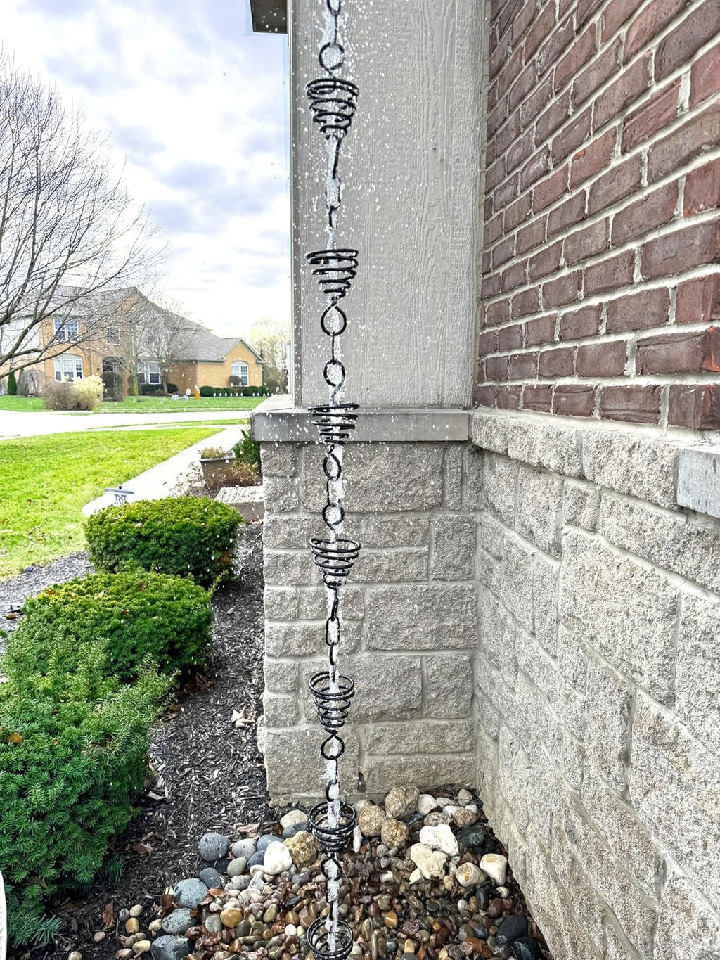 Black Metal 8.5 FT Rain Chain P968516