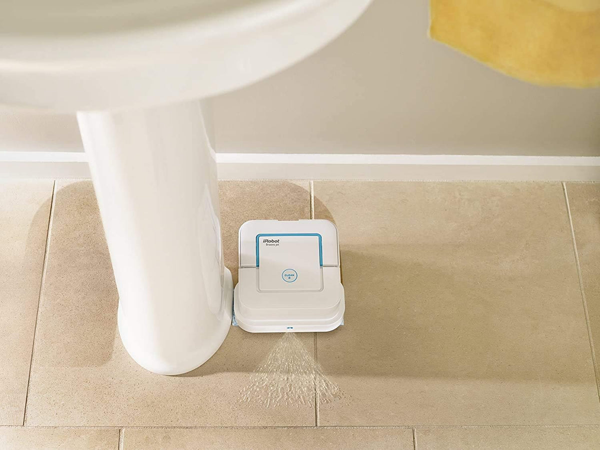 Robot Mop Bundle with 1 Cleaning Solution (2 Items) B680200