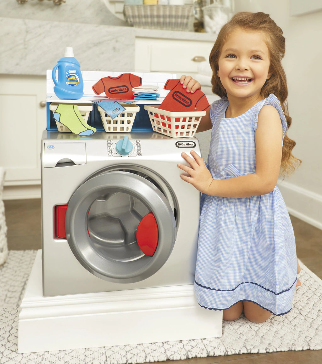 Little Tikes First Washer Dryer Pretend Play Toy Washing Machine with 11 Laundry Accessories I46213