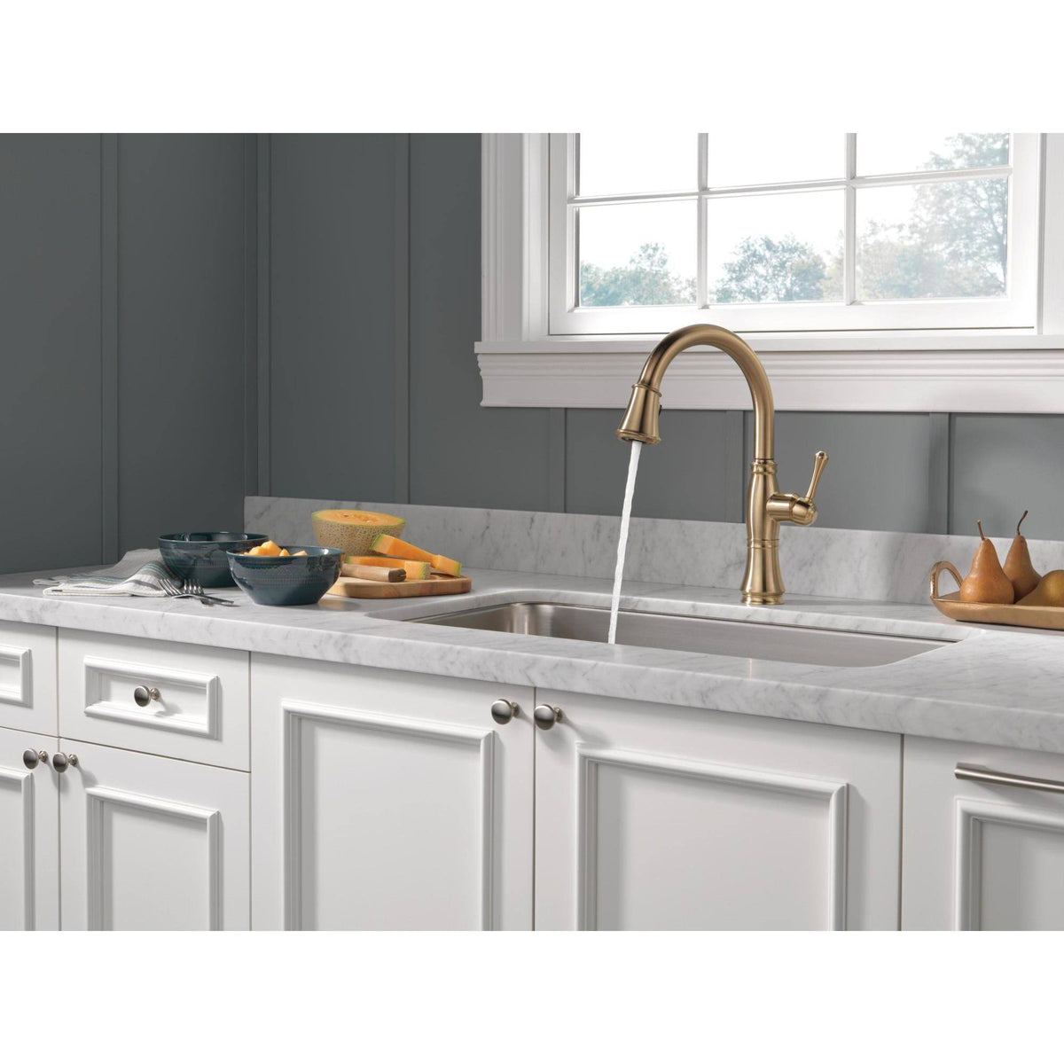 Chrome Single Handle Pull Down Kitchen Faucet O3126