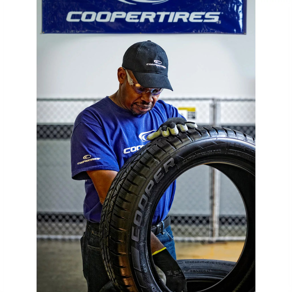 All-Season Tire J573407