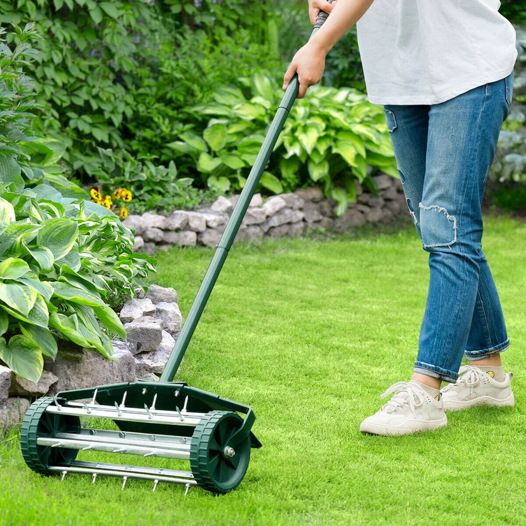 18-inch Rolling Lawn Aerator O508711