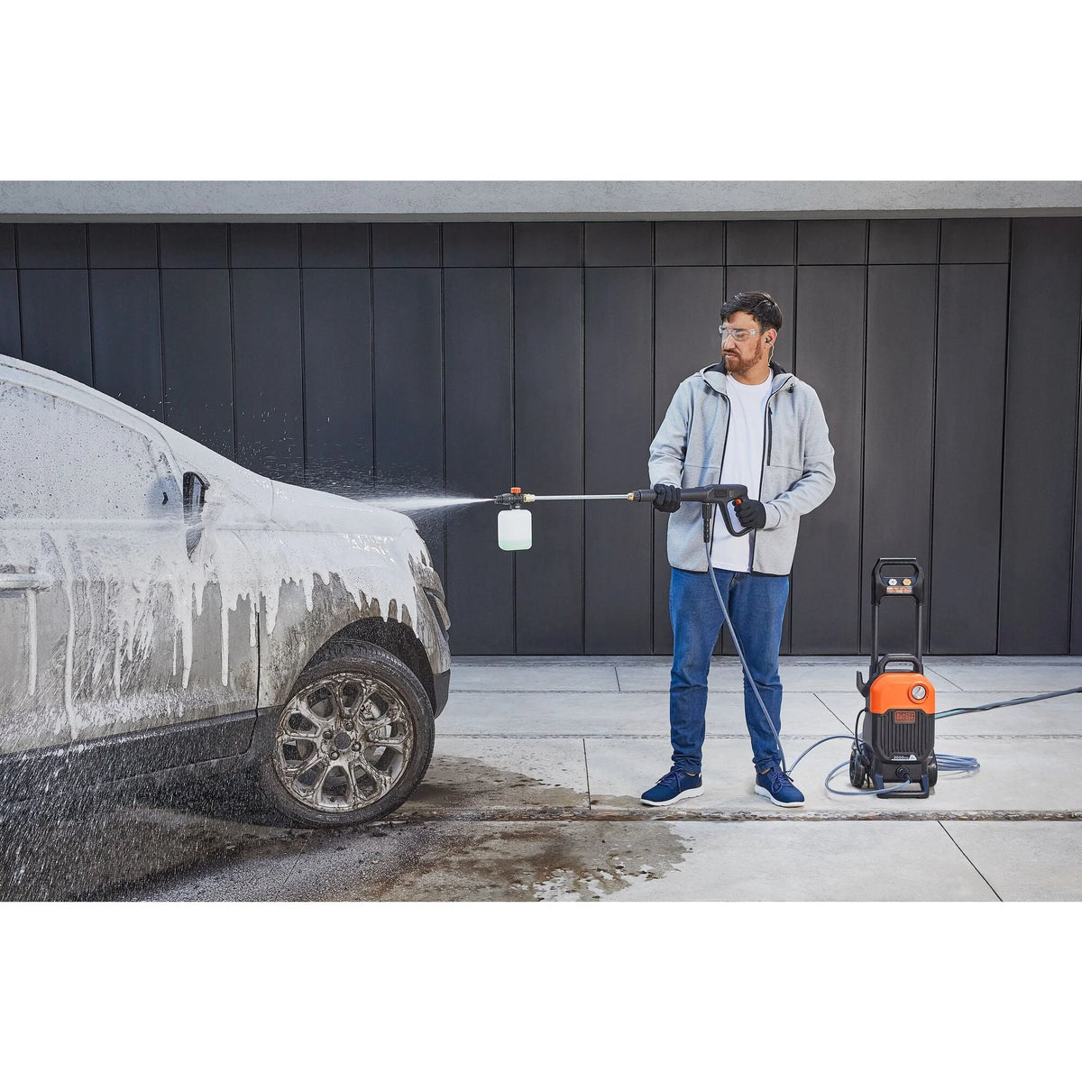 2000 Psi 1.2 Gpm Pressure Washer H2240