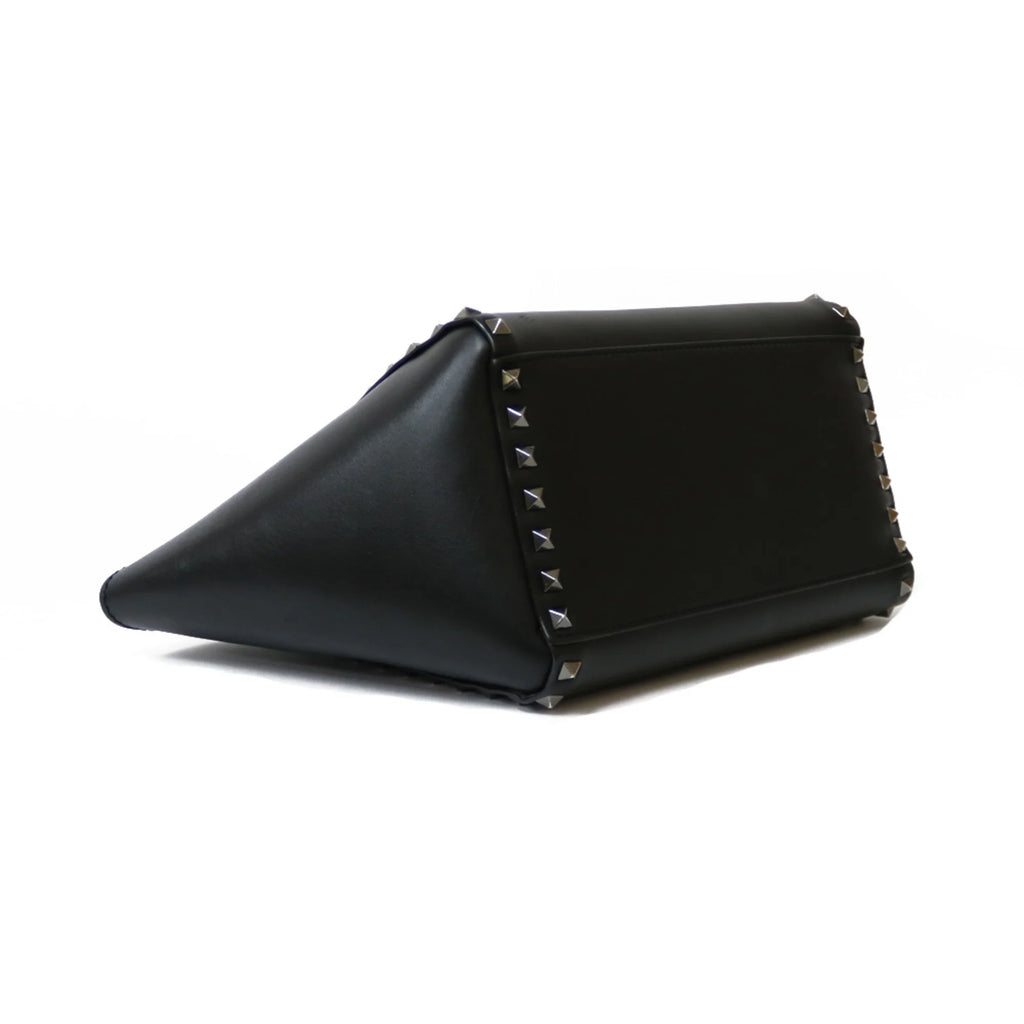 Pre-Owned Black Leather Shoulder Bag G854