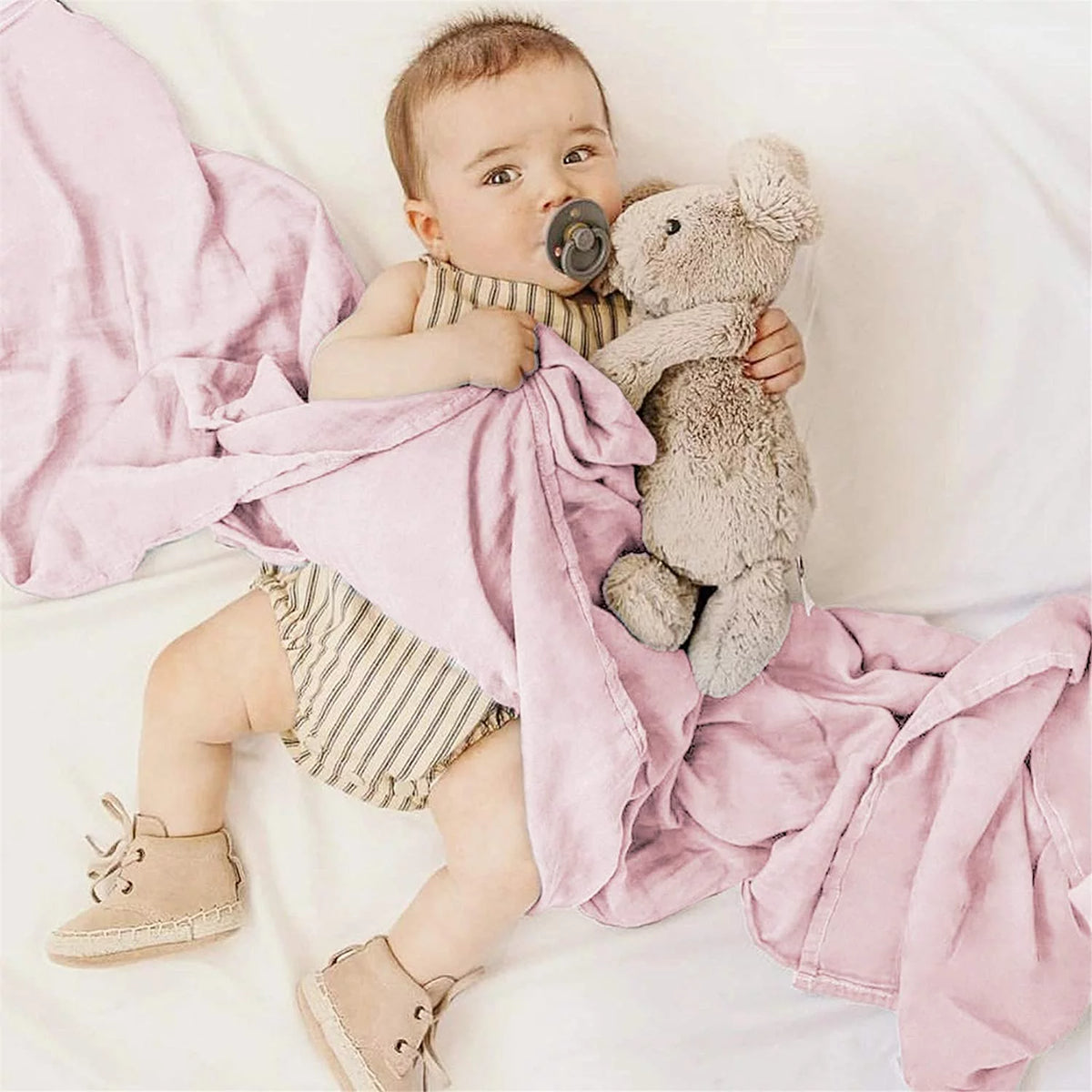 White Plush Lamb Blanket Toy O183