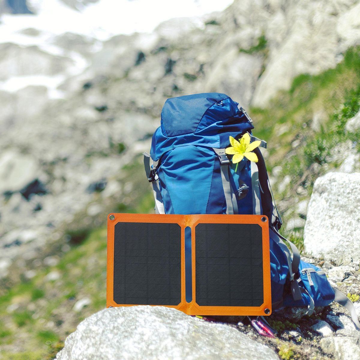 9 Watt Foldable Solar Panel B374493