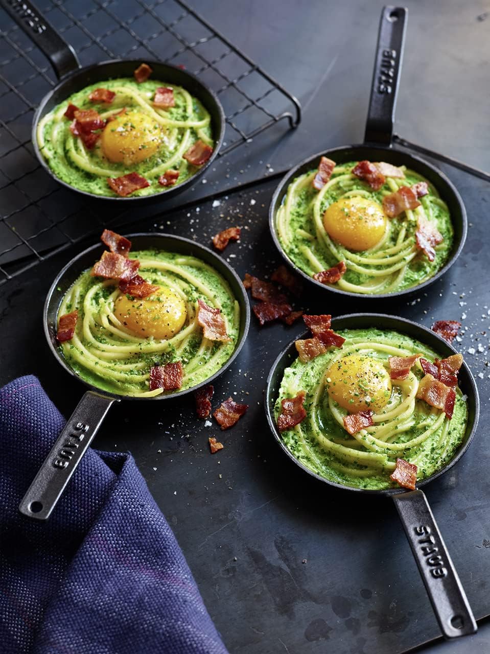 Matte Black Cast Iron Mini Frying Pan Z473100