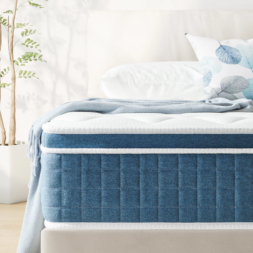 Queen Size Medium Soft Hybrid Innerspring and Gel Memory Foam Mattress V964104
