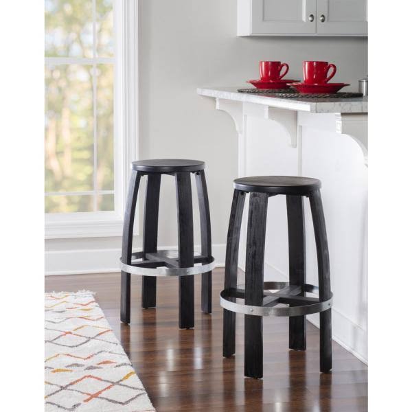 Dark Pine Bar Stool I71025