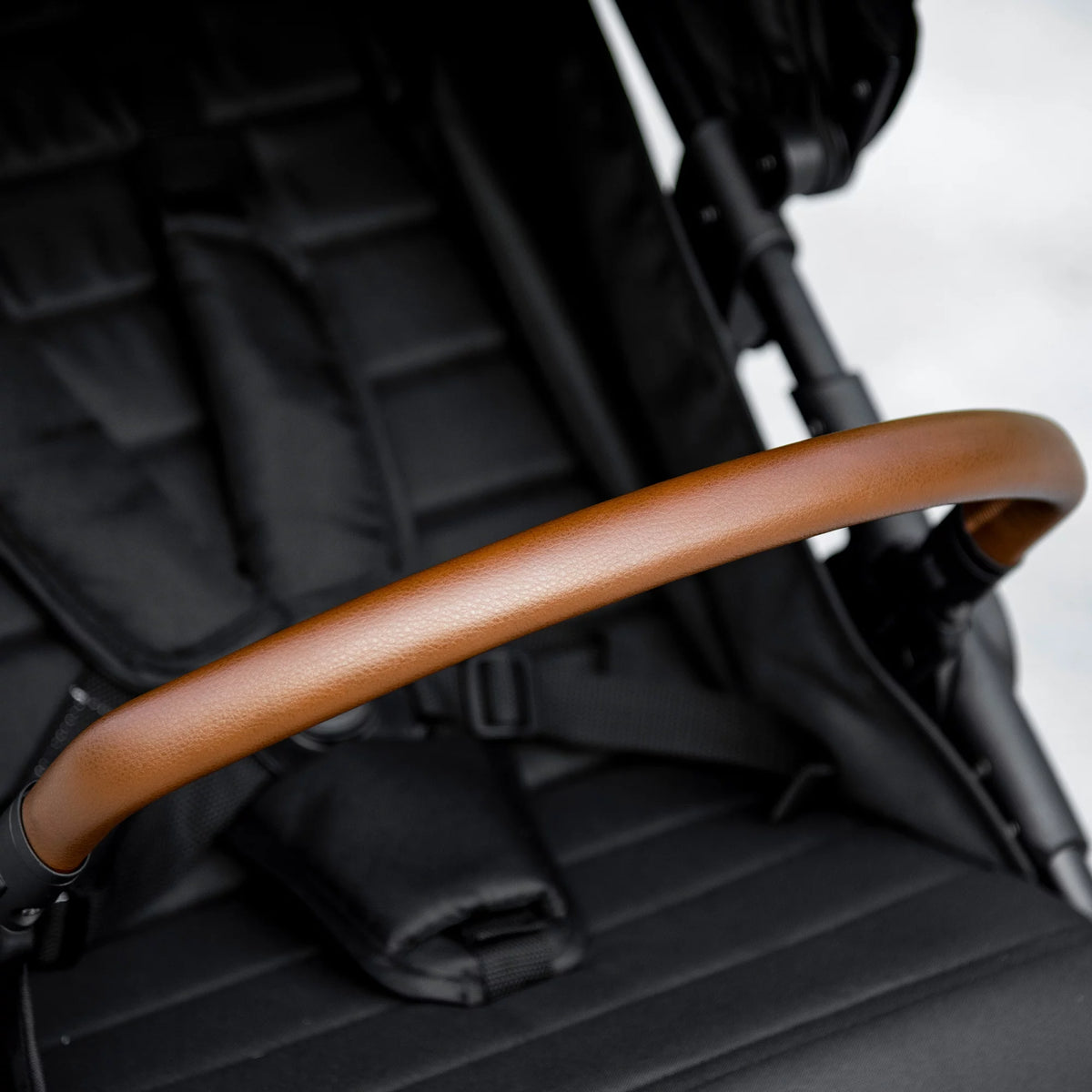 1-Click-Foldable Lightweight Black Stroller N2827