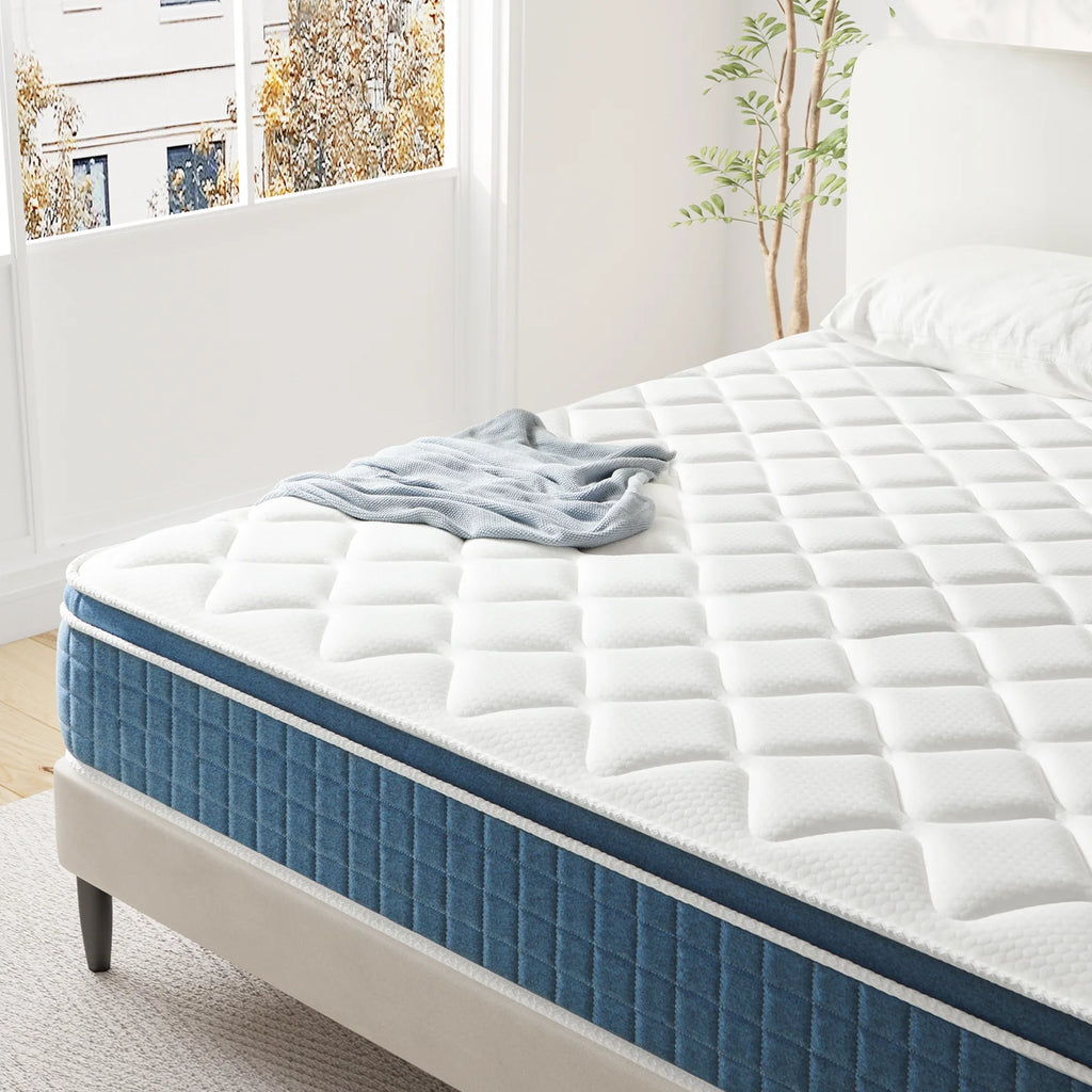 Queen Size Medium Soft Hybrid Innerspring and Gel Memory Foam Mattress V964104