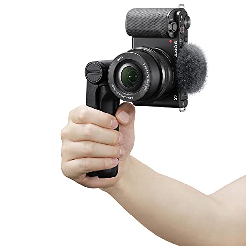 Black Mirrorless Interchangeable Lens Camera with 16-50mm Lens D5920