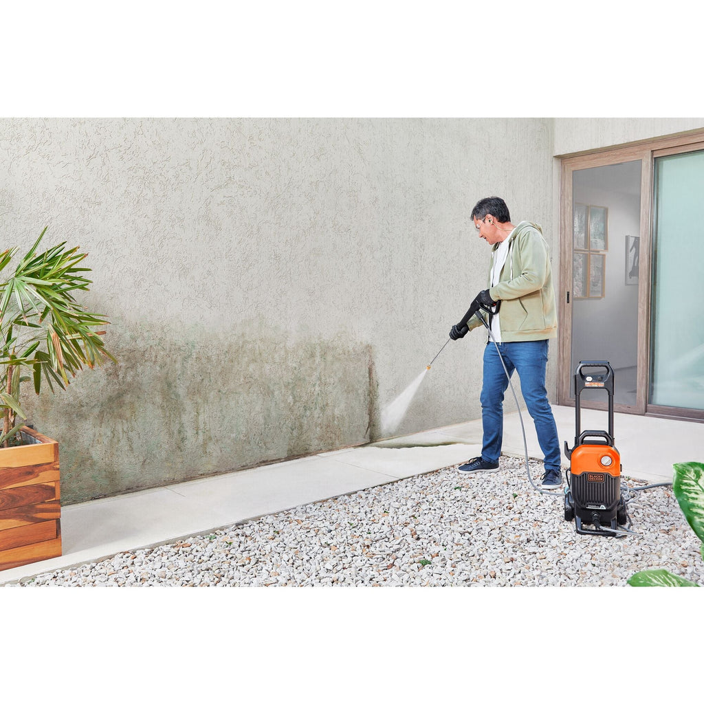 2000 Psi 1.2 Gpm Pressure Washer H2240