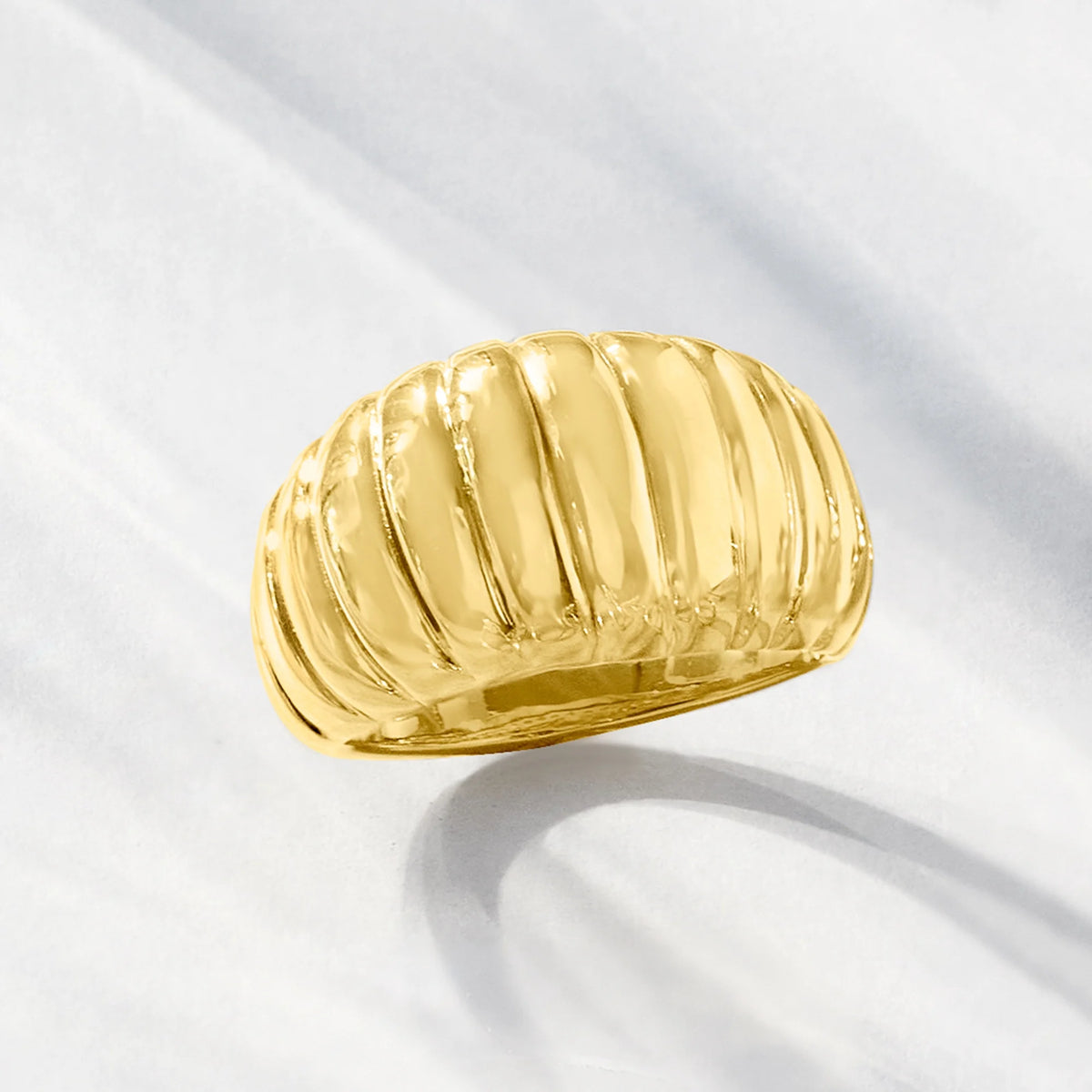 18kt Yellow Gold Electroform Dome Ring Y8448