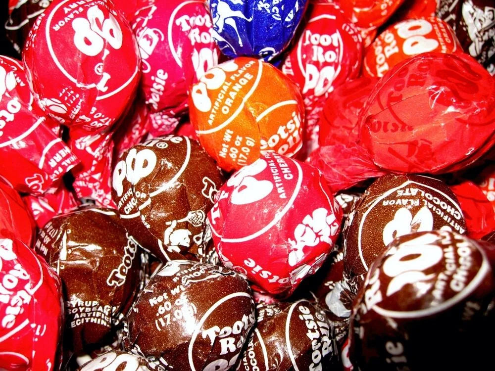 Assorted Tootsie Roll Pops, 2 Pounds, Approx 46 Pops P4631