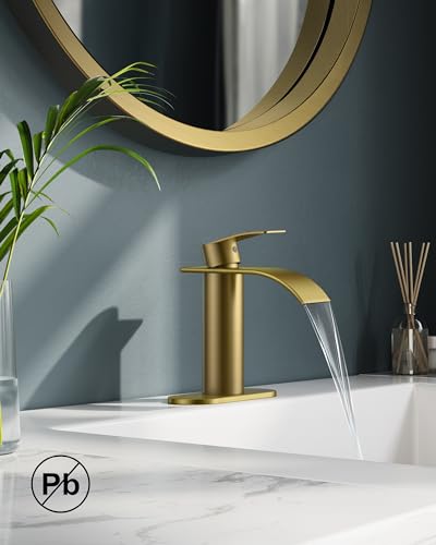 Chrome Single Handle Vessel Bathroom Faucet with Pop up Drain A190303