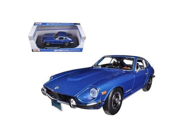 Blue 1-18 Diecast Car Model E6920