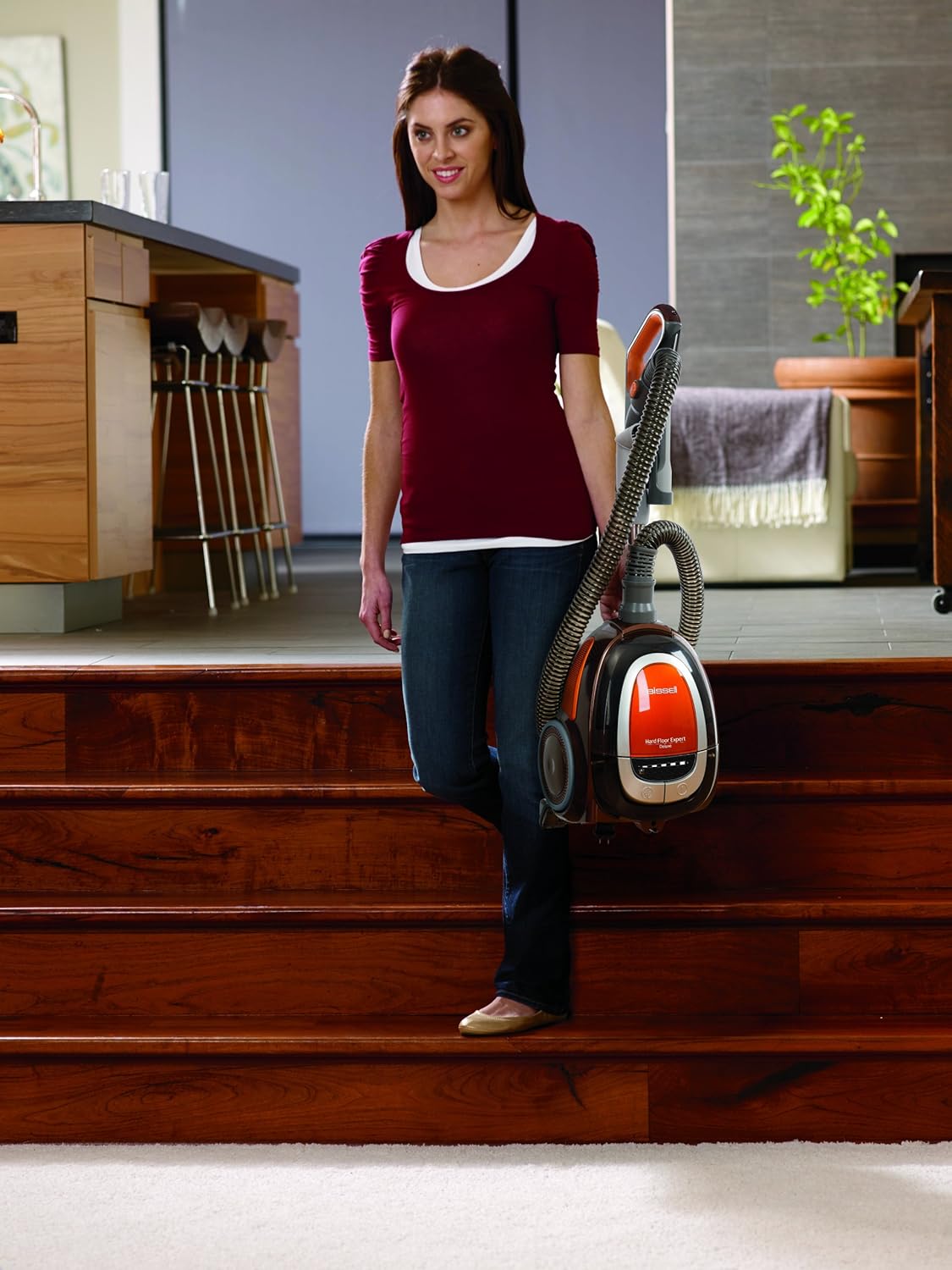 Deluxe Canister Vacuum U46265