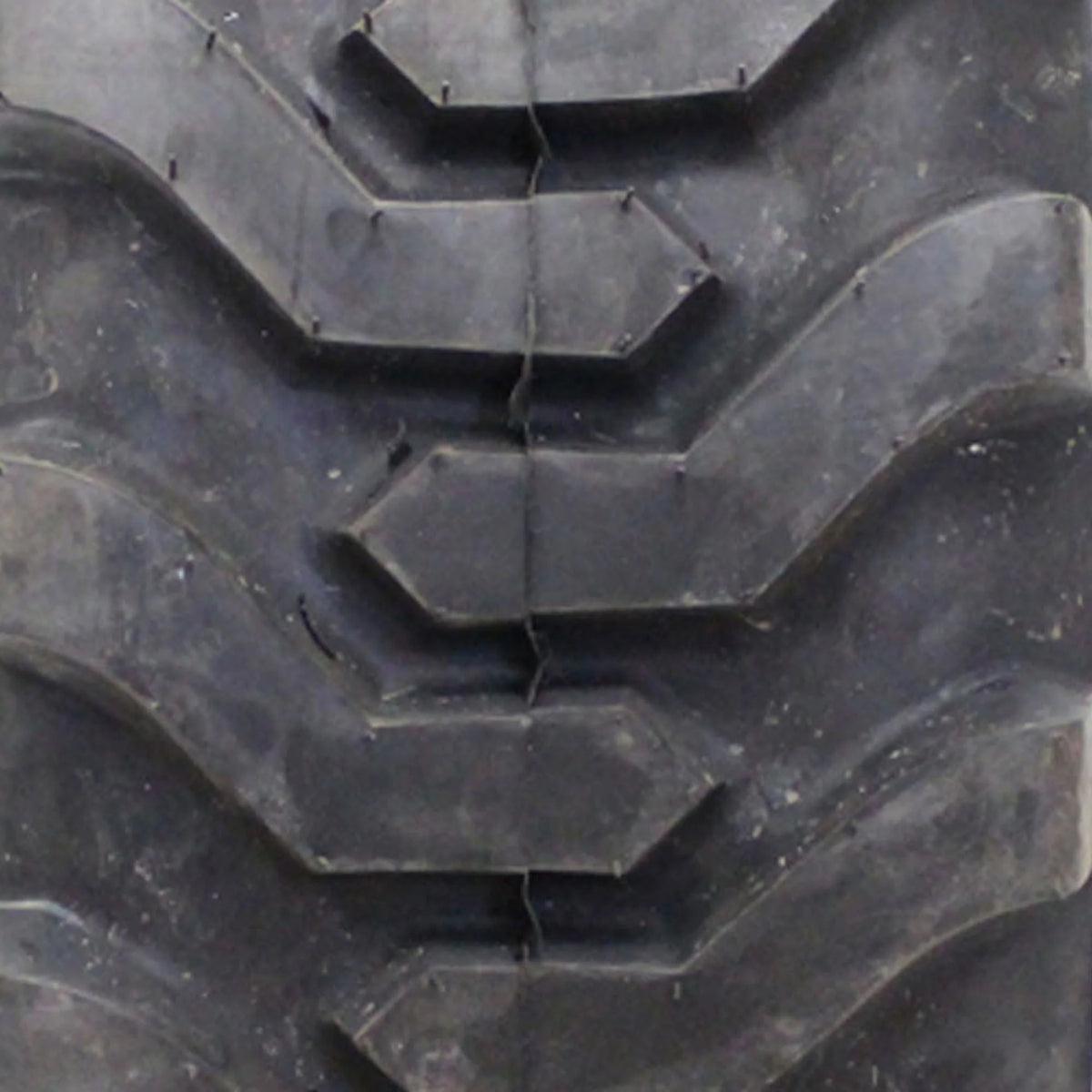 20X8-10 Industrial Tire P2641