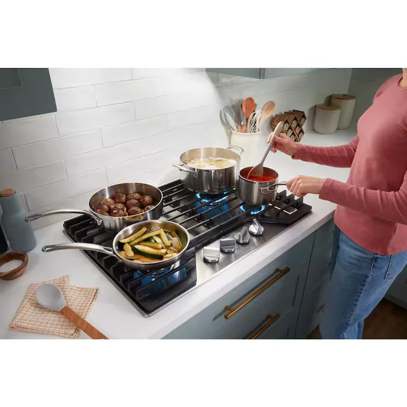 4-Burners Recessed Gas Cooktop in White R850