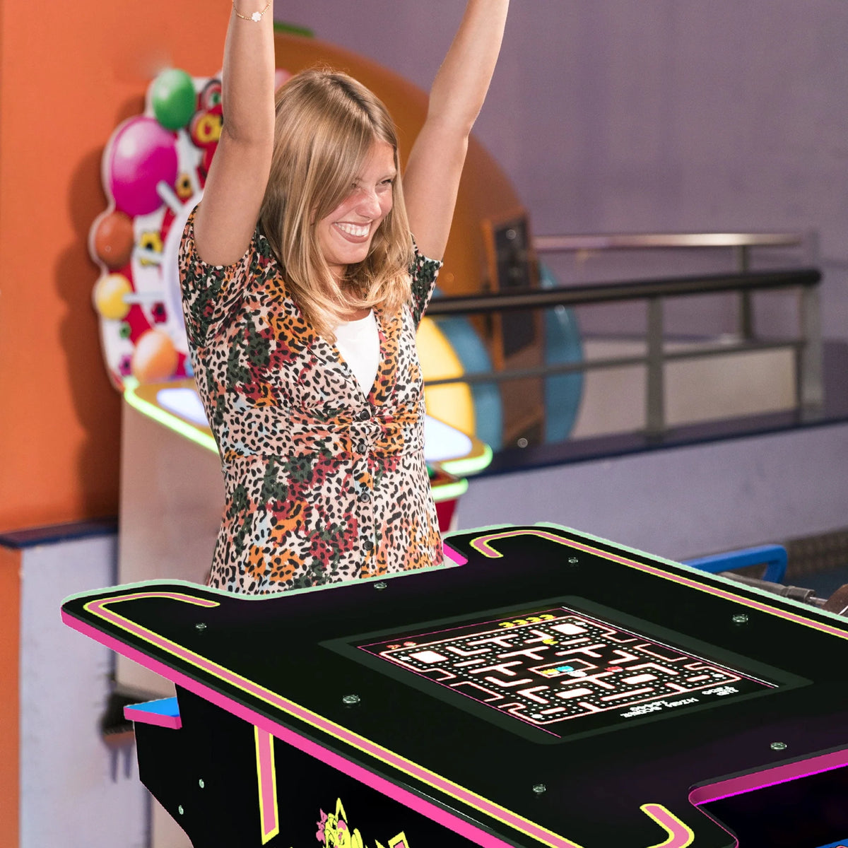 Black Arcade Table with 12 Games in 1 A510064