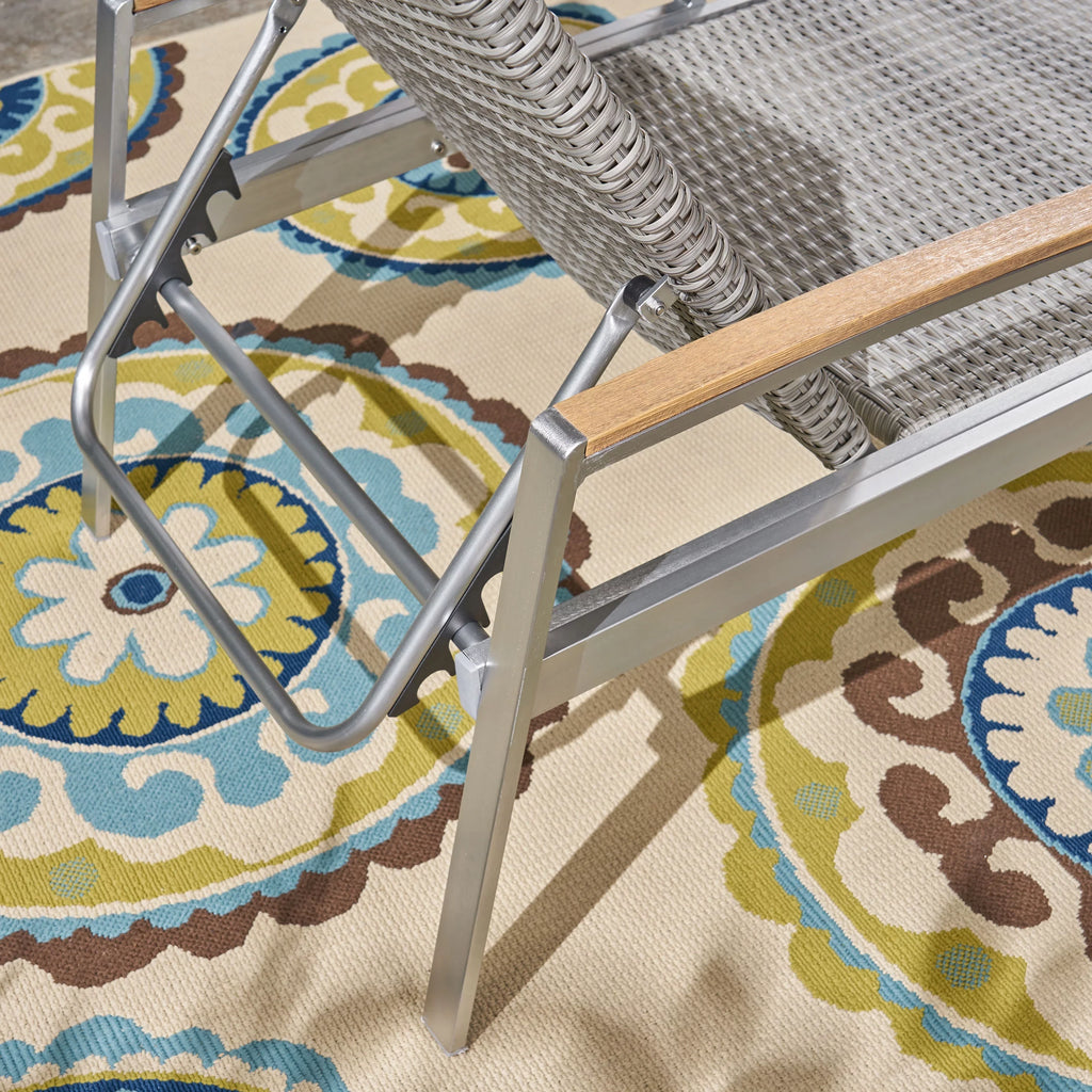 Outdoor Wicker and Aluminum Chaise Lounge T21805