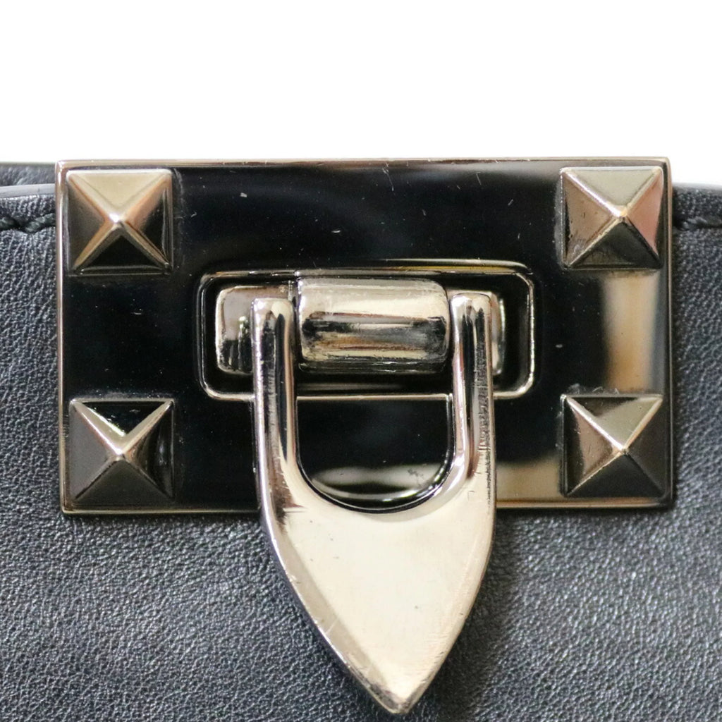 Pre-Owned Black Leather Shoulder Bag G854