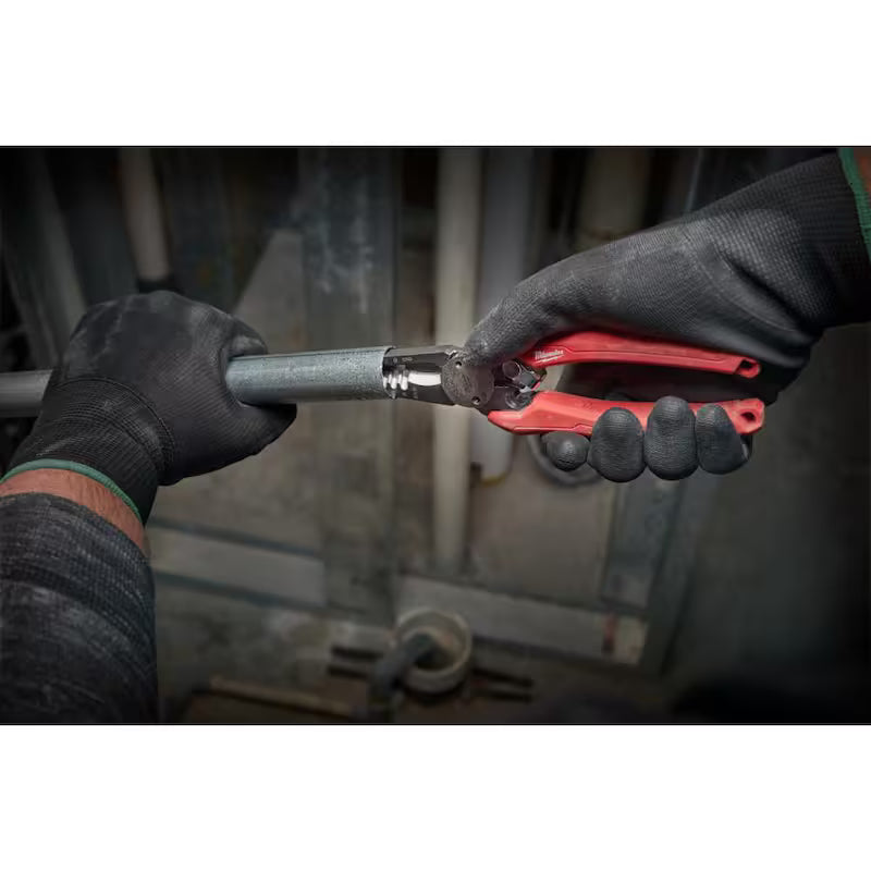Compact Tape Measure with Pliers W332