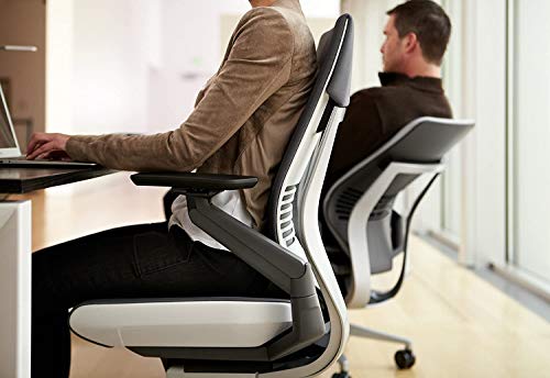 Ergonomic Office Chair with Wheels Q18678